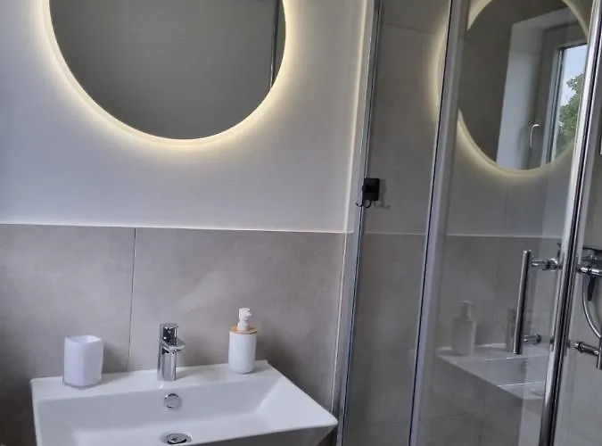 Schoene Zentral In * קובלנץ